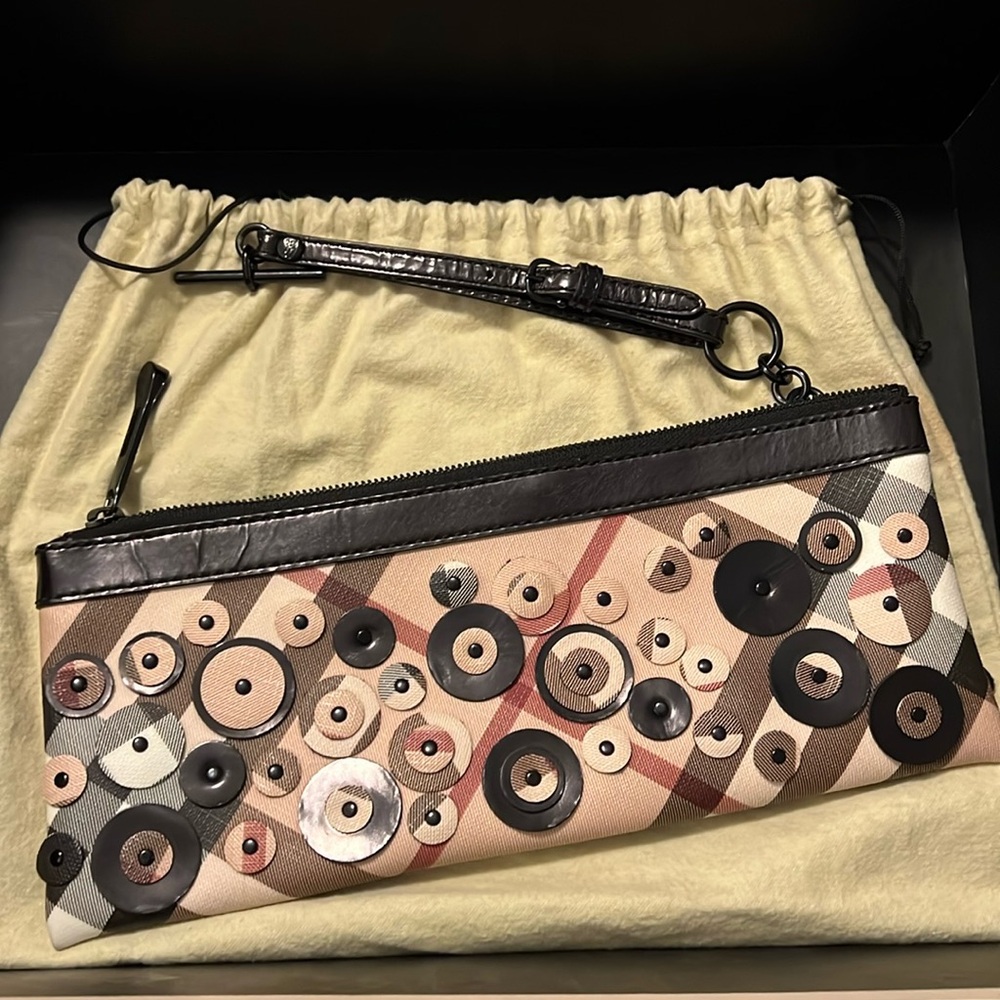 Burberry Nova Check clutch/wristlet